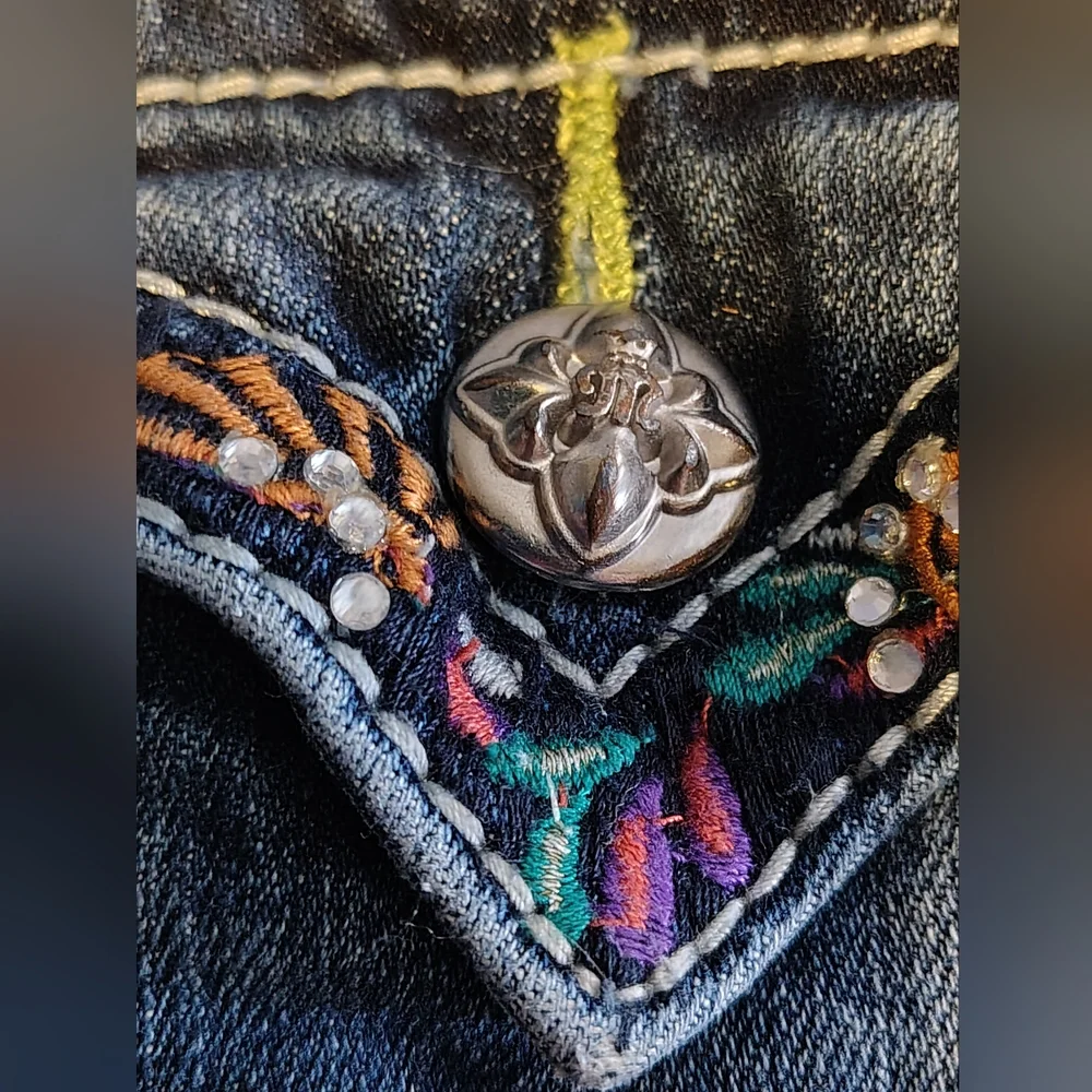 Miss Me Denim Bermuda Shirts With Embroidered Rhinestone Pockets Size 12 Girls